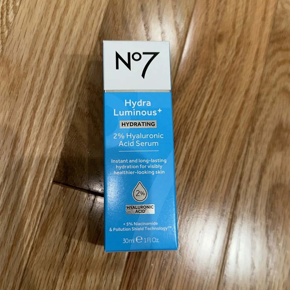 No7 hydra luminous 2% hyaluronic acid serum 30 ML